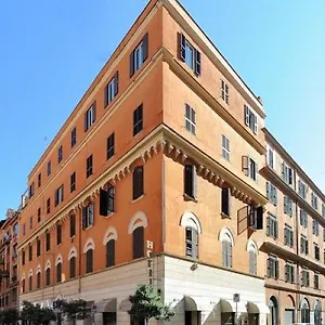 Lh Lloyd 3*, Roma Italia